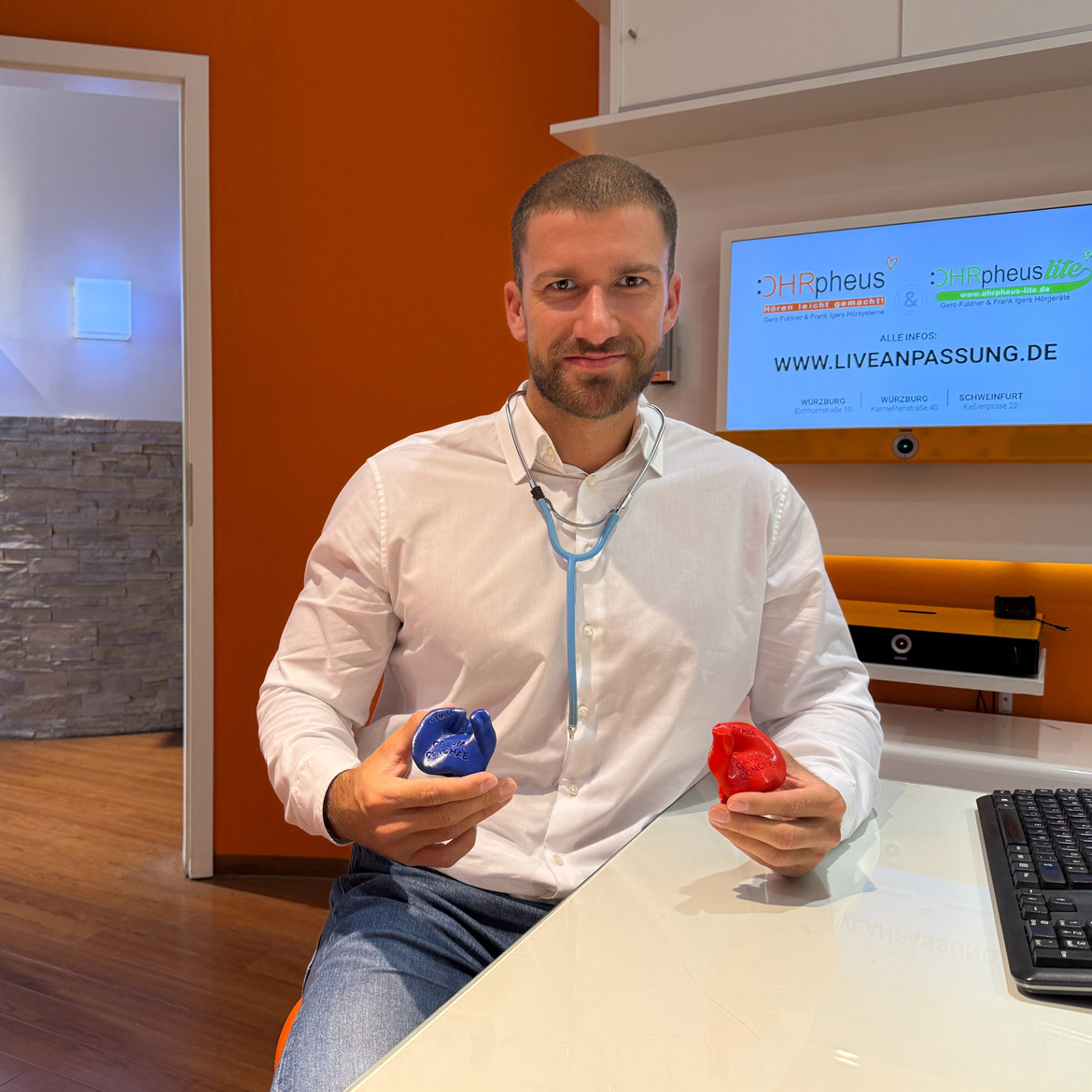 OHRpheus lite Hörgeräte Würzburg Mitarbeiter Luis Krämer