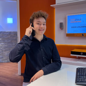 OHRpheus Mitarbeiterin Julia Ehrmann